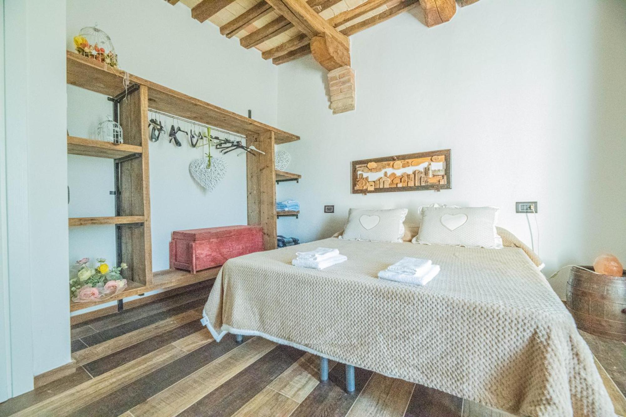 Ca' Gulino - Urbino - Villa Con Minipiscina In Borgo Antico Exterior foto